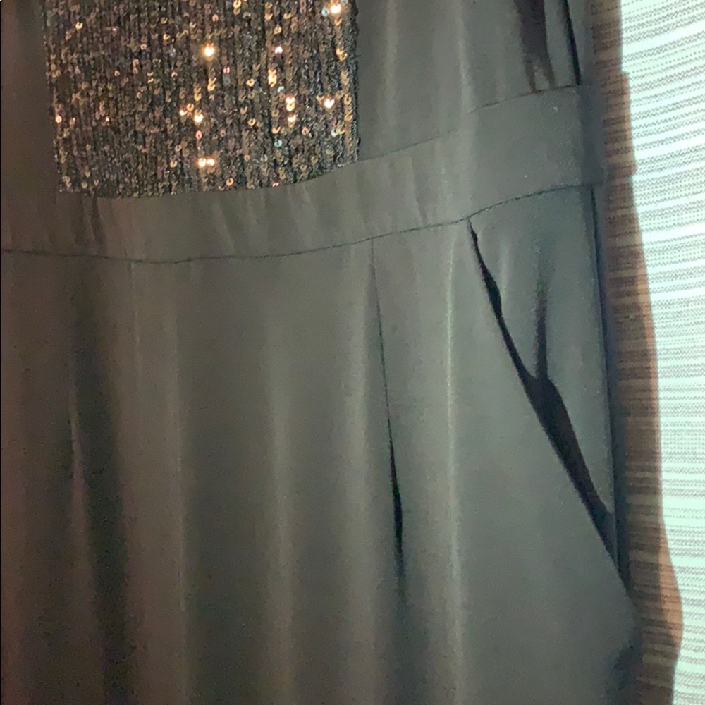 Dress - Picture 7 of 7